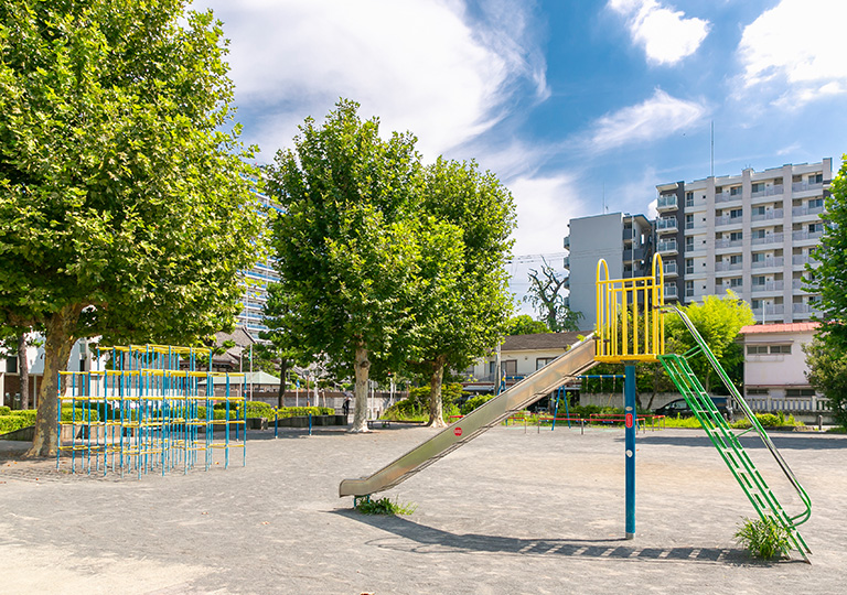 東神奈川公園