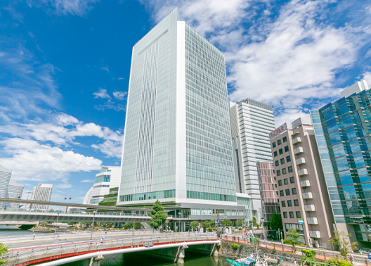 横浜市庁舎移転新築⼯事