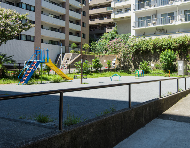 鶴屋町公園